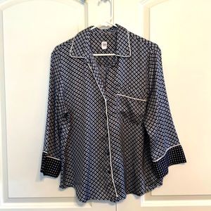 GAP Silky Pajama Style Button Down - Sz L